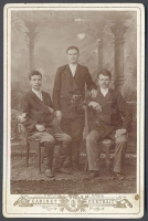 Трое мужчин Фотография артикул 4613c.